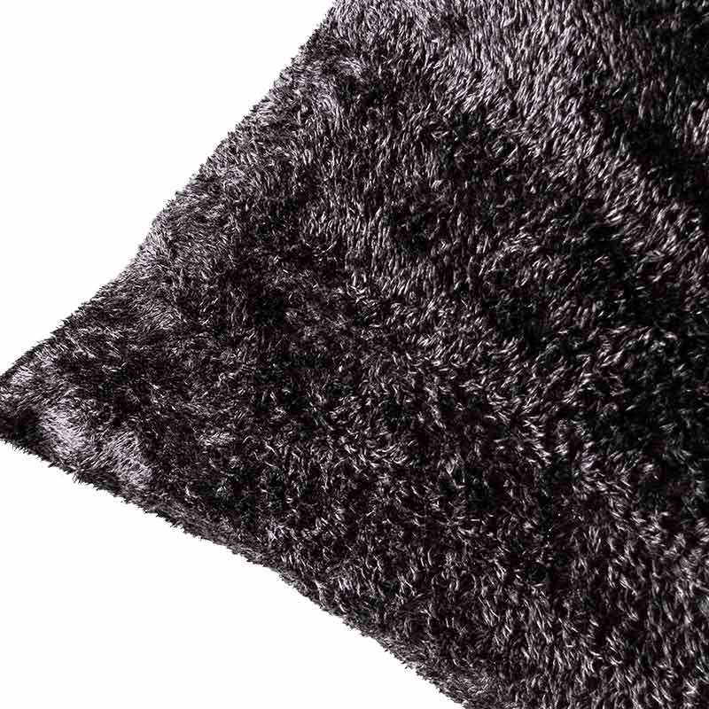 ALMOHADA INVERNAL ABRAZABLE ALPES NEGRO