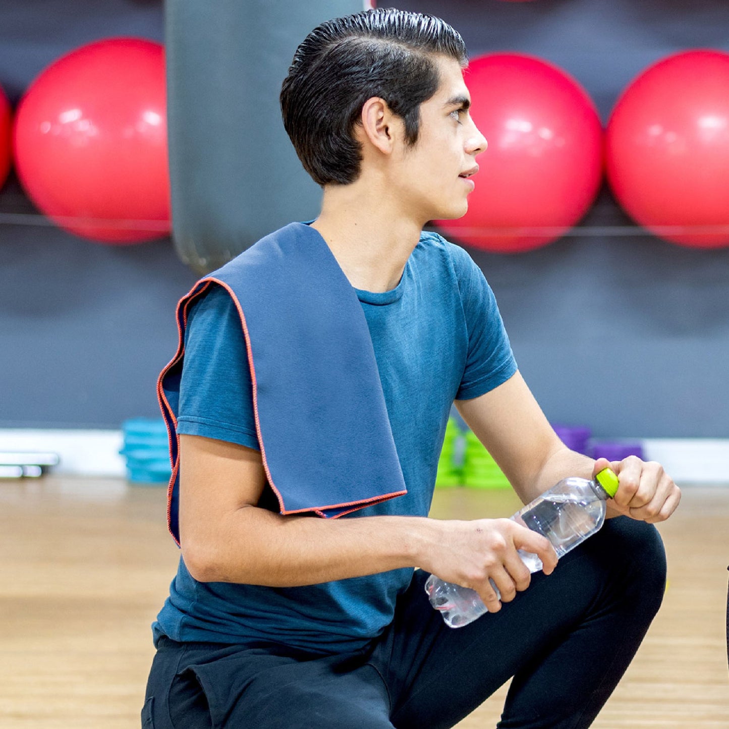 TOALLA MICROSPORT GYM AZUL
