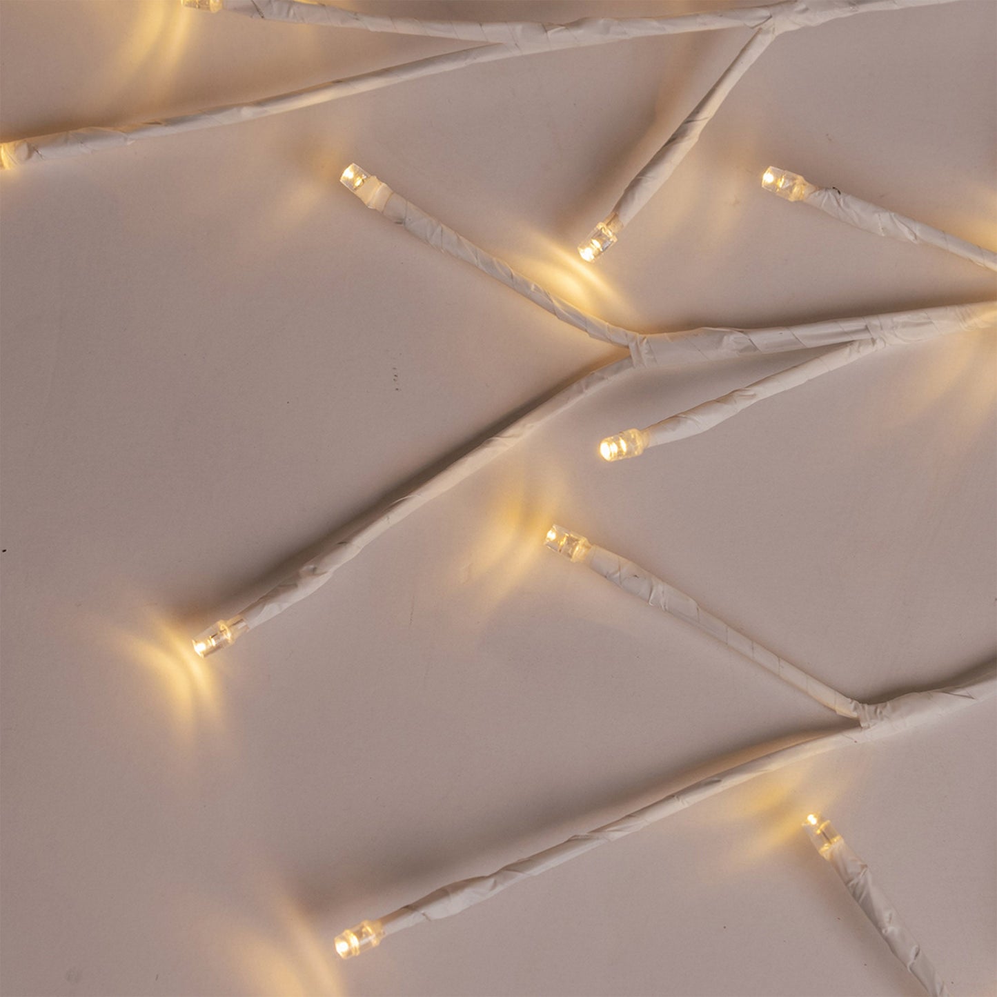 ADORNO NAVIDEÑO ÁRBOL BLANCO LED