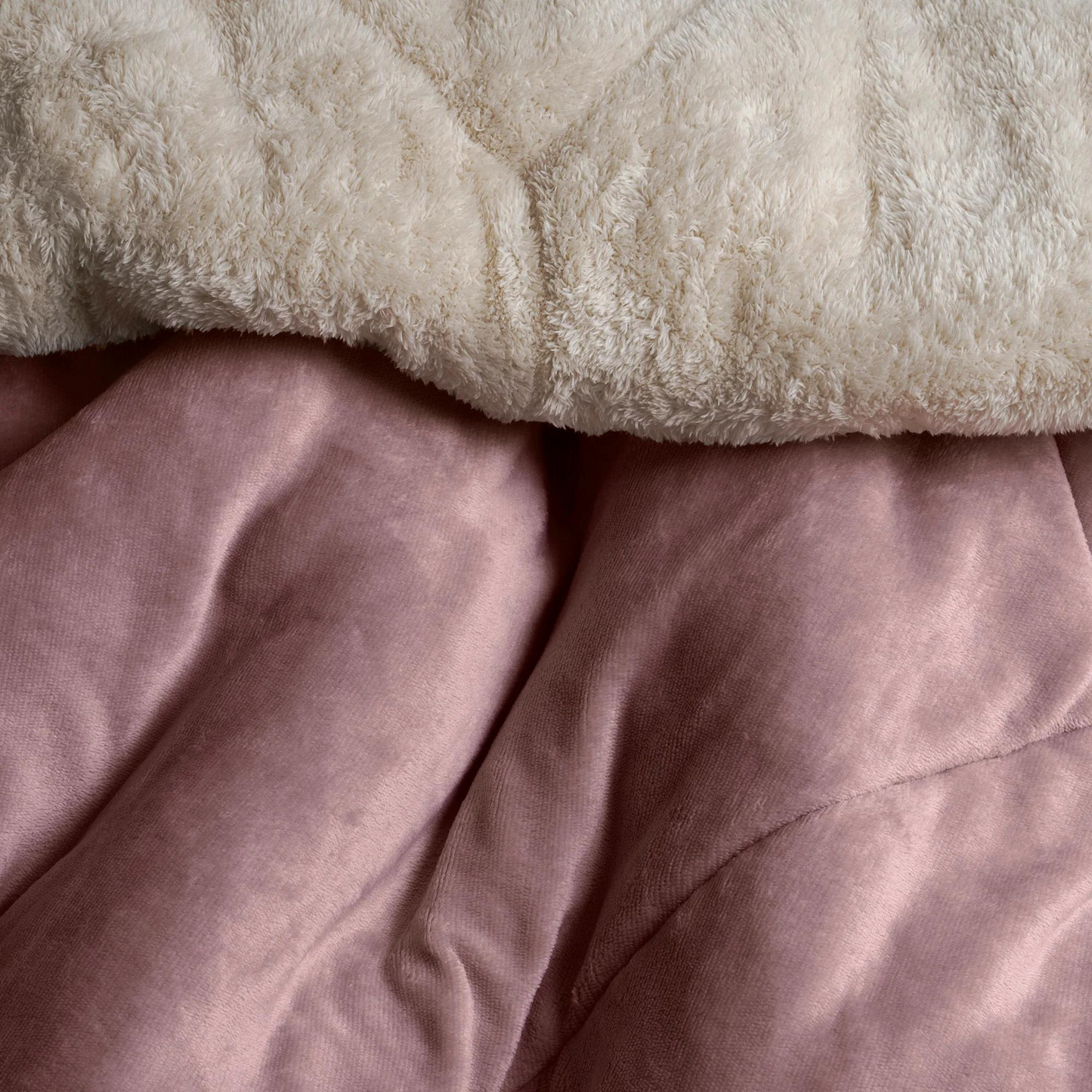 COBERTOR INVERNAL MAT/IND LILA