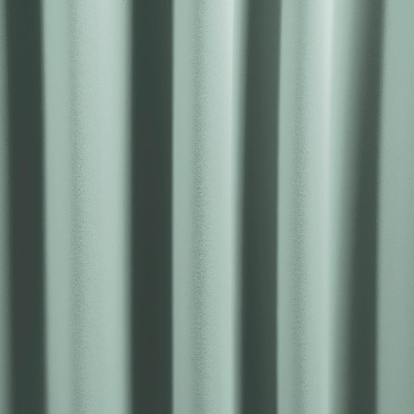 CORTINAS BLACKOUT LARGA CATANIA MINT
