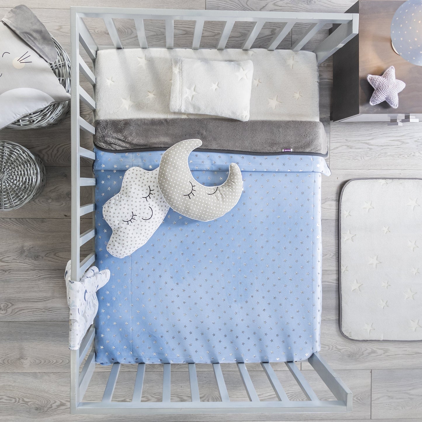 COBERTOR BABY SIBERIA CUNA BLUE STARS
