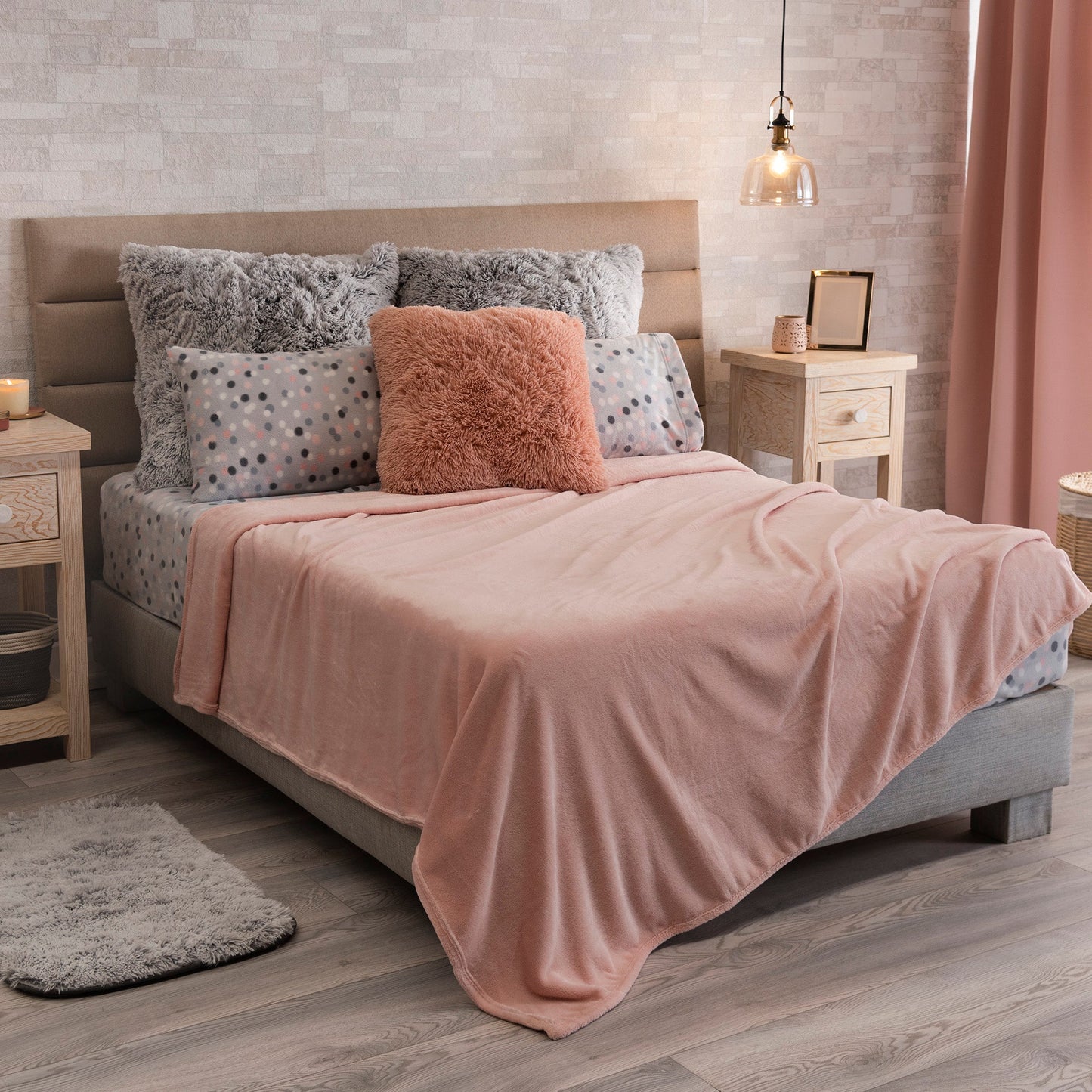COBERTOR LIGERO MAT/IND ROSA